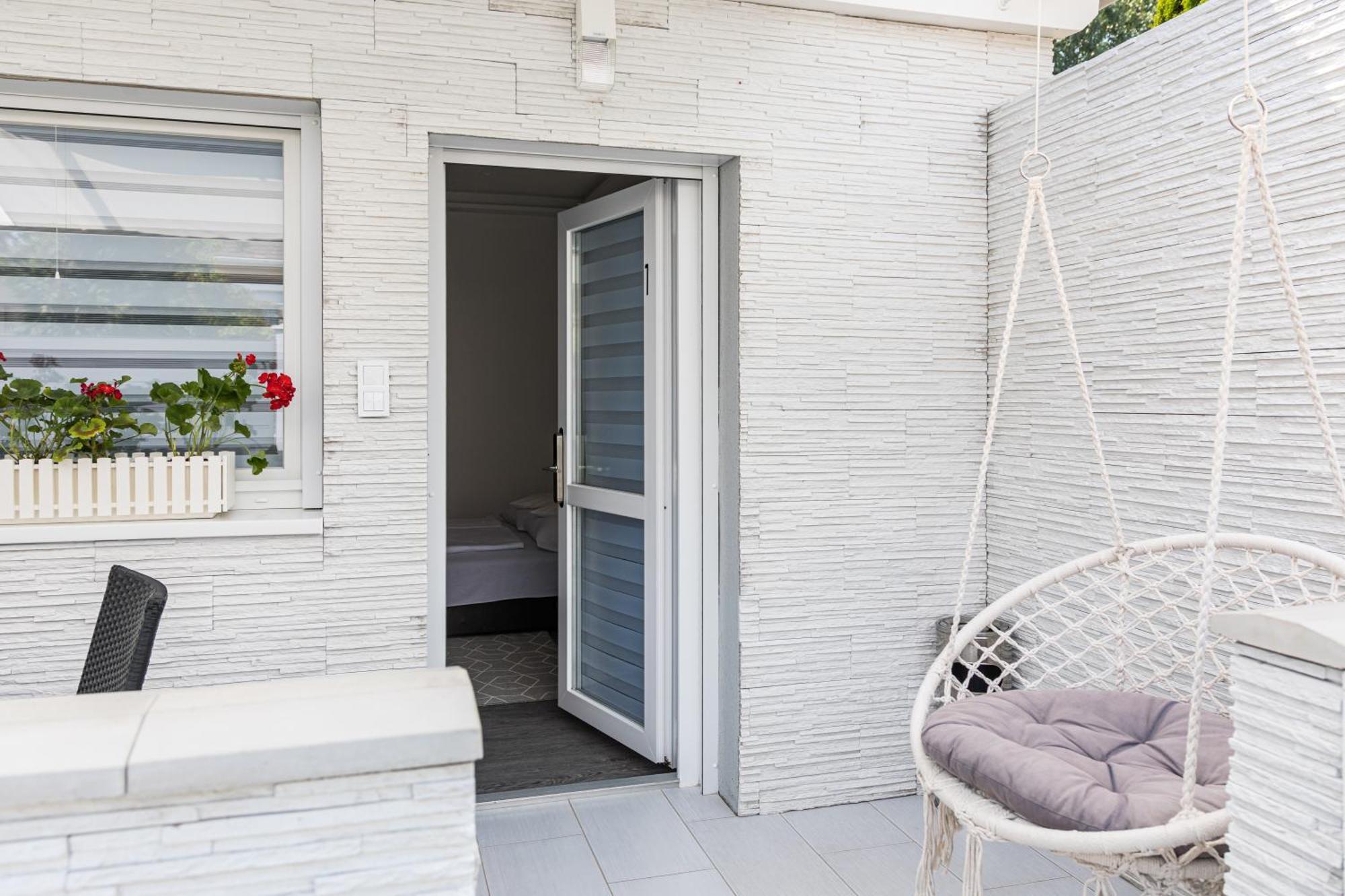 Balatonic Lemon Apartmanhaz ชิโอฟก ภายนอก รูปภาพ