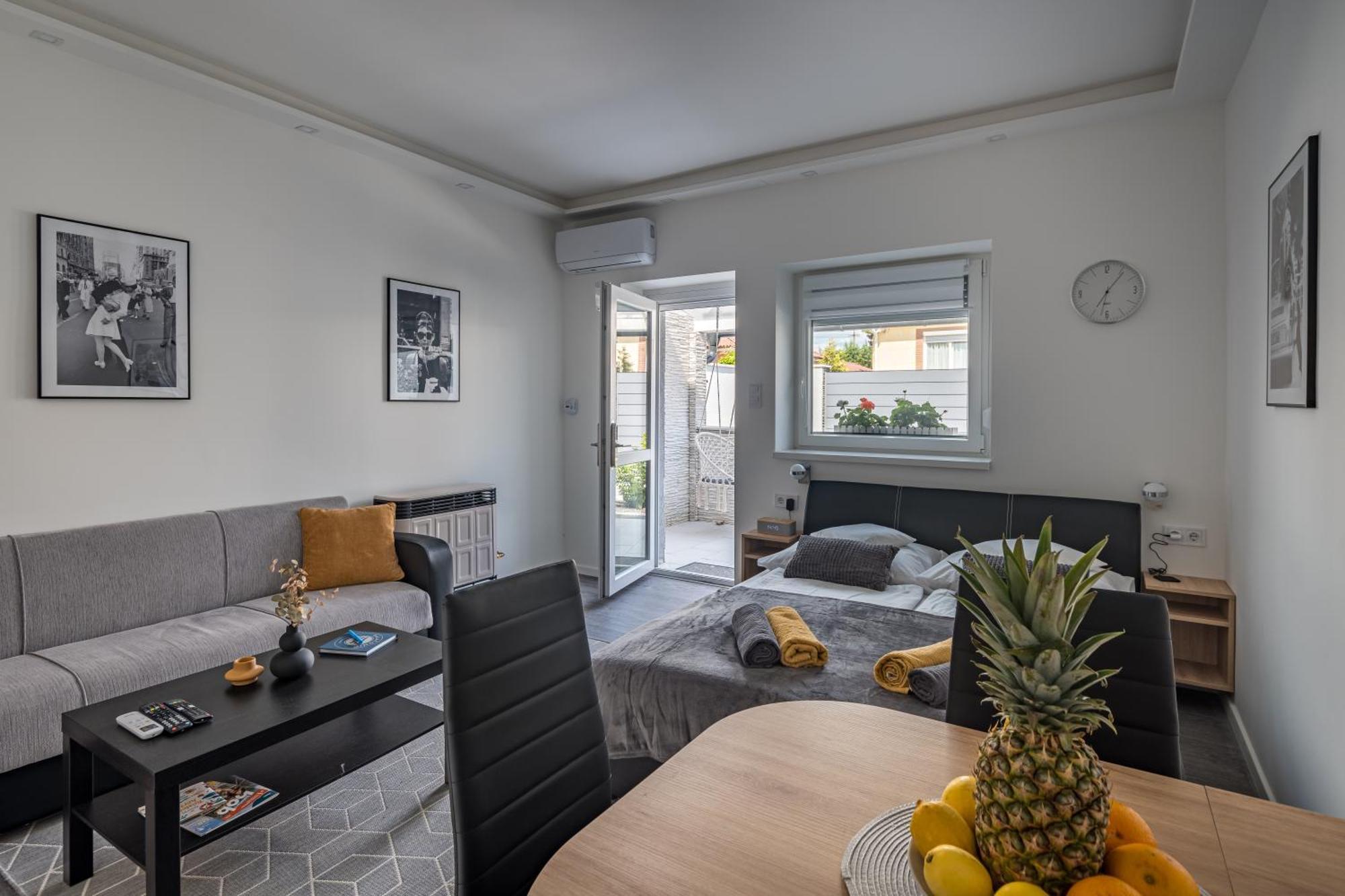 Balatonic Lemon Apartmanhaz ชิโอฟก ภายนอก รูปภาพ