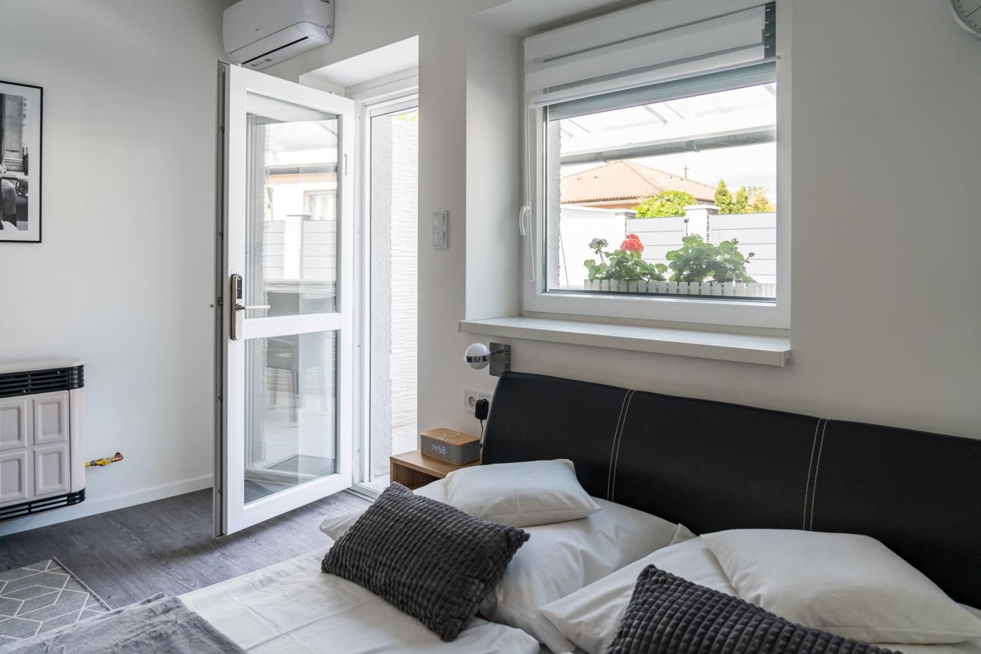 Balatonic Lemon Apartmanhaz ชิโอฟก ภายนอก รูปภาพ