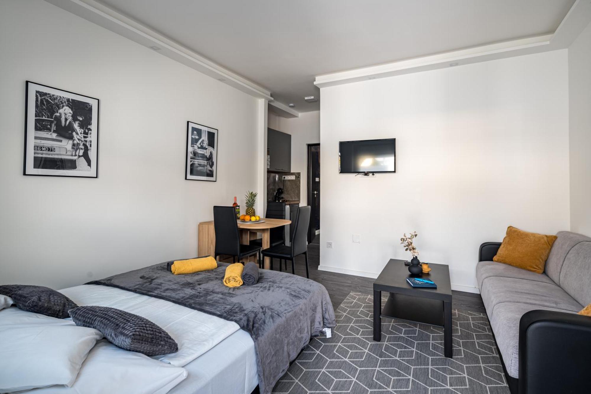 Balatonic Lemon Apartmanhaz ชิโอฟก ภายนอก รูปภาพ