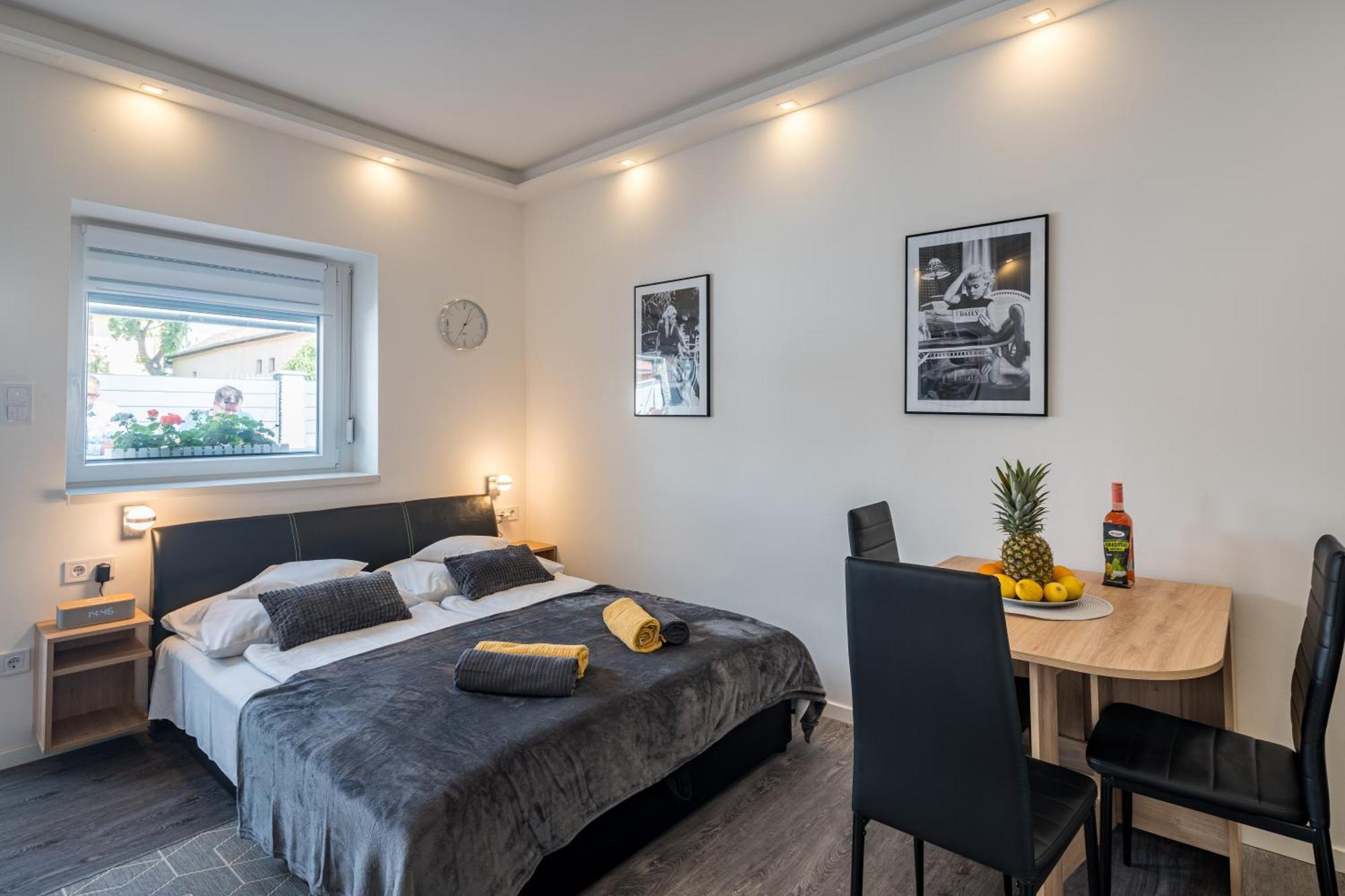 Balatonic Lemon Apartmanhaz ชิโอฟก ภายนอก รูปภาพ