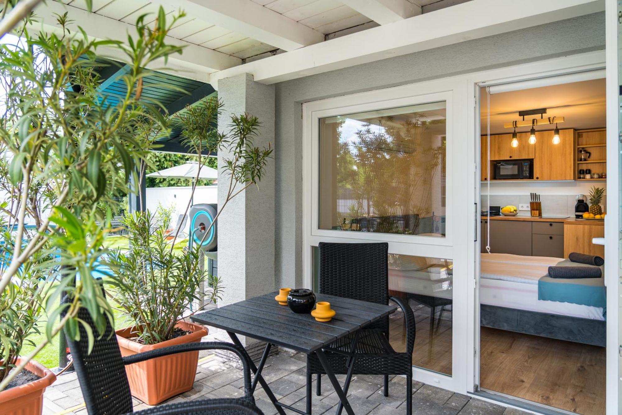 Balatonic Lemon Apartmanhaz ชิโอฟก ภายนอก รูปภาพ