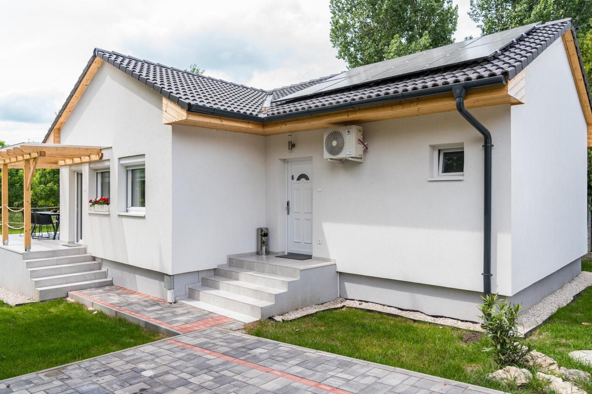 Balatonic Lemon Apartmanhaz ชิโอฟก ภายนอก รูปภาพ